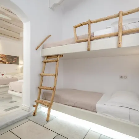 Ostria Hotel 2*