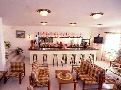 Ostria Hotel