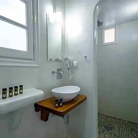 Ostria Hotell Agios Prokopios (Naxos)