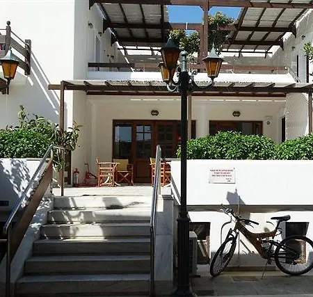 Hotell Ostria Agios Prokopios (Naxos)