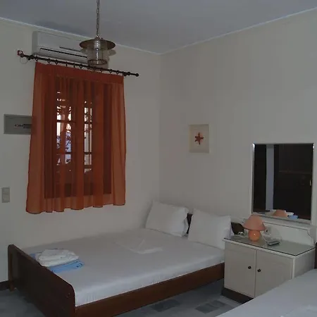 Ostria Hotell Agios Prokopios (Naxos)