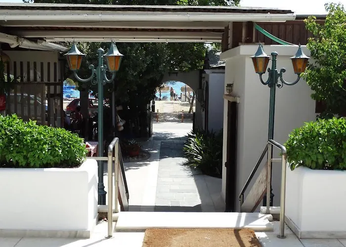Hotell Ostria Agios Prokopios (Naxos)