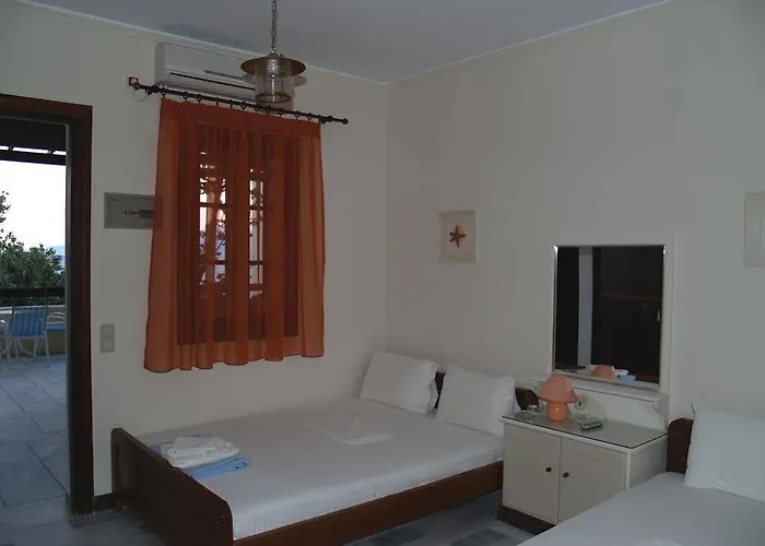 Ostria Hotell Agios Prokopios (Naxos)